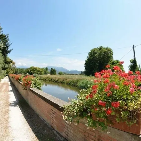 Ferienhaus Fuer 8 Personen Ca 150 Qm In Viareggio, Toskana Provinz Lucca Casa vacanze